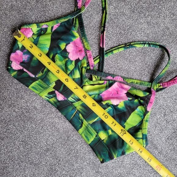 Betsey Johnson jungle print strappy sports bra - Picture 10 of 11